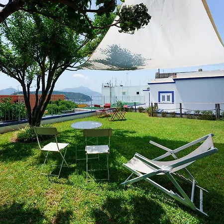 Poseidonia Couette-café Procida