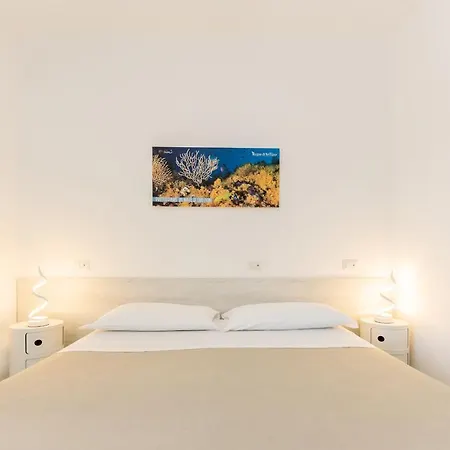 Poseidonia 4*
