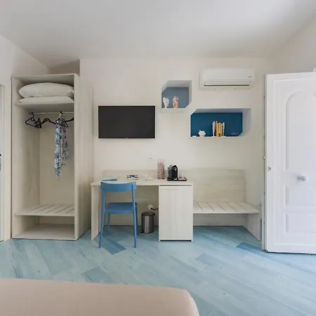 Poseidonia Bed & Breakfast