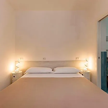 Poseidonia 4*
